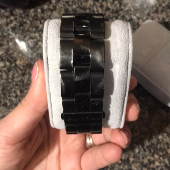 Men’s Michael Kors watch - Picture 2 of 5